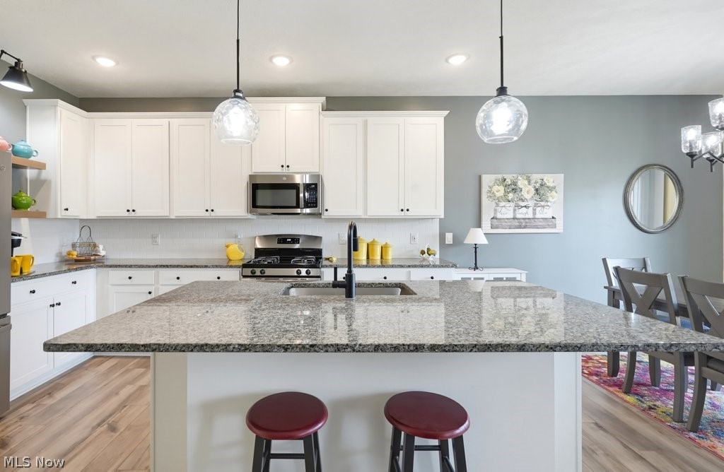 306 River Run Drive Elyria OH 44035
