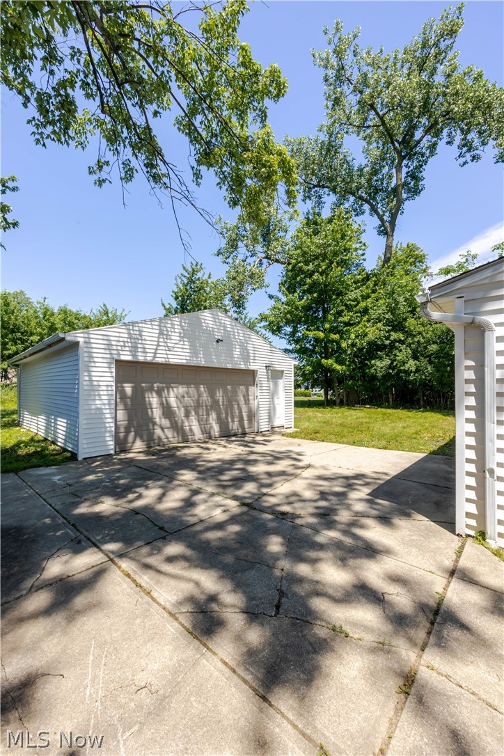 7325 Adkins Road Mentor OH 44060