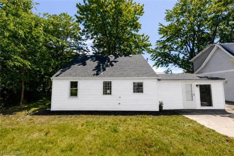 7325 Adkins Road Mentor OH 44060