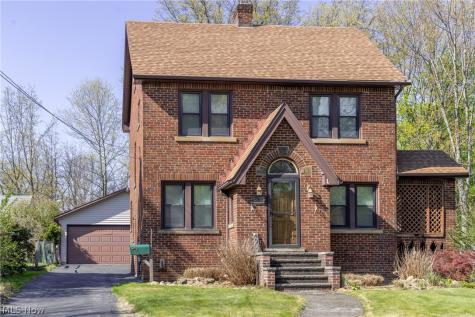 4533 E Berwald Road South Euclid OH 44121