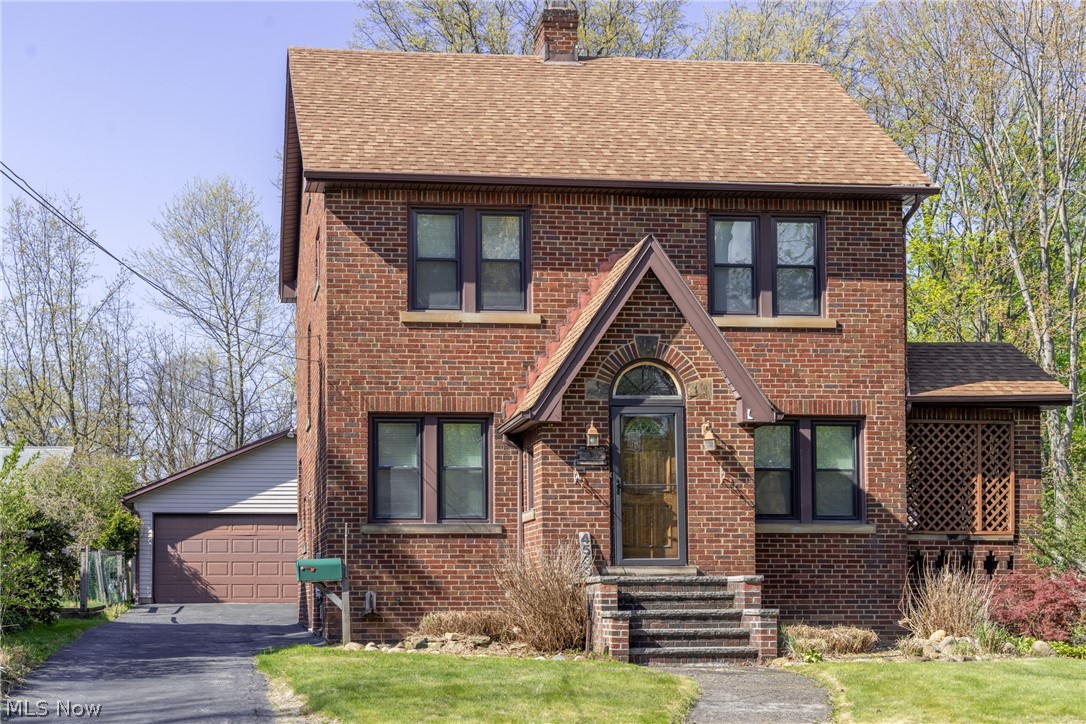 4533 E Berwald Road South Euclid OH 44121