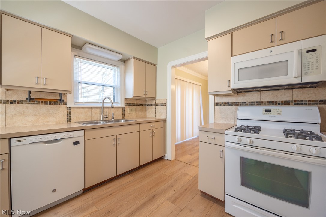 4533 E Berwald Road South Euclid OH 44121