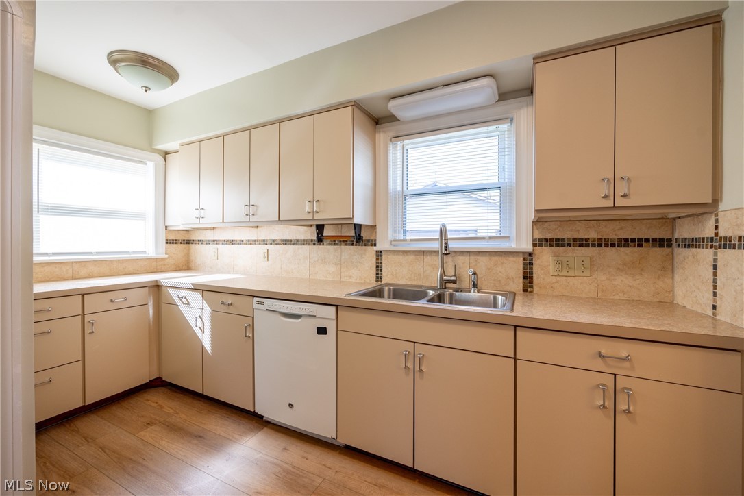 4533 E Berwald Road South Euclid OH 44121