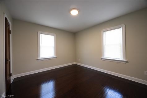 4533 E Berwald Road South Euclid OH 44121