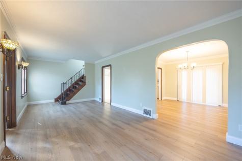 4533 E Berwald Road South Euclid OH 44121