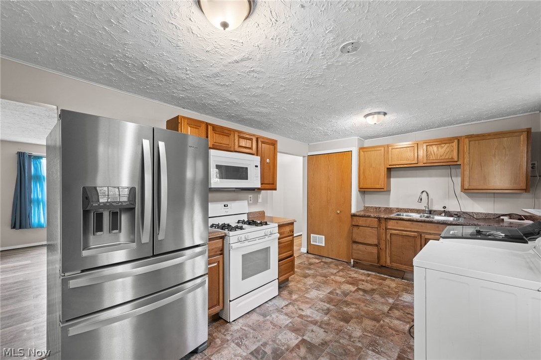 648 Richie Drive Brunswick OH 44212