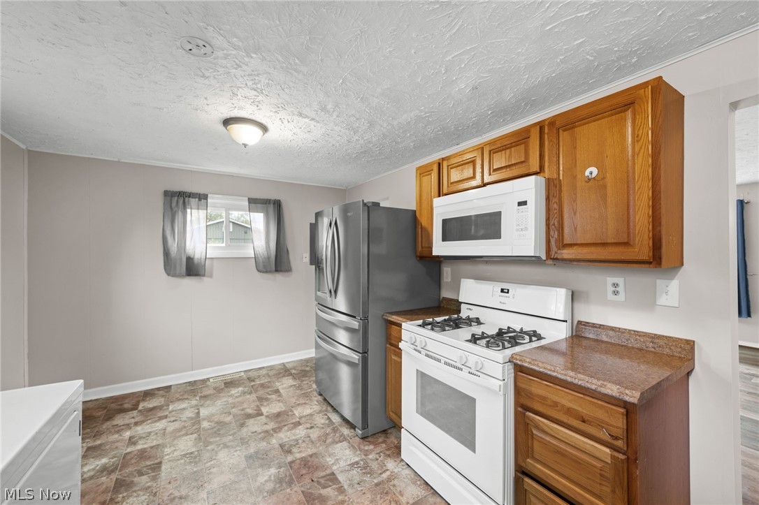 648 Richie Drive Brunswick OH 44212