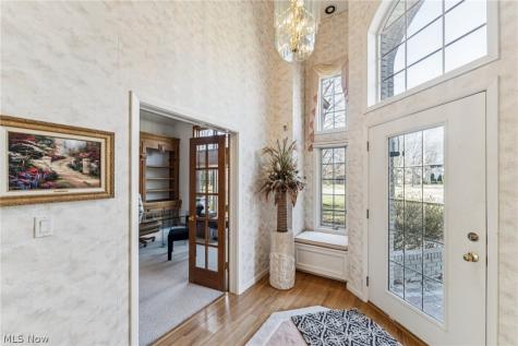32341 Regency Court Avon Lake OH 44012