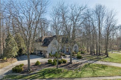 32341 Regency Court Avon Lake OH 44012
