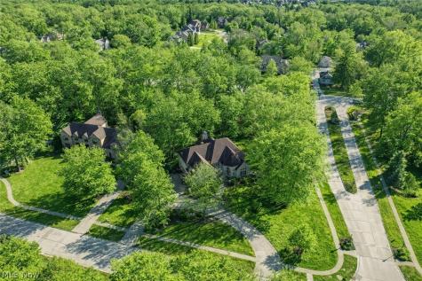 32341 Regency Court Avon Lake OH 44012