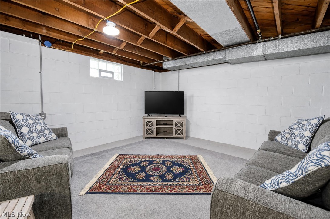 3864 State Road S Ashtabula OH 44004