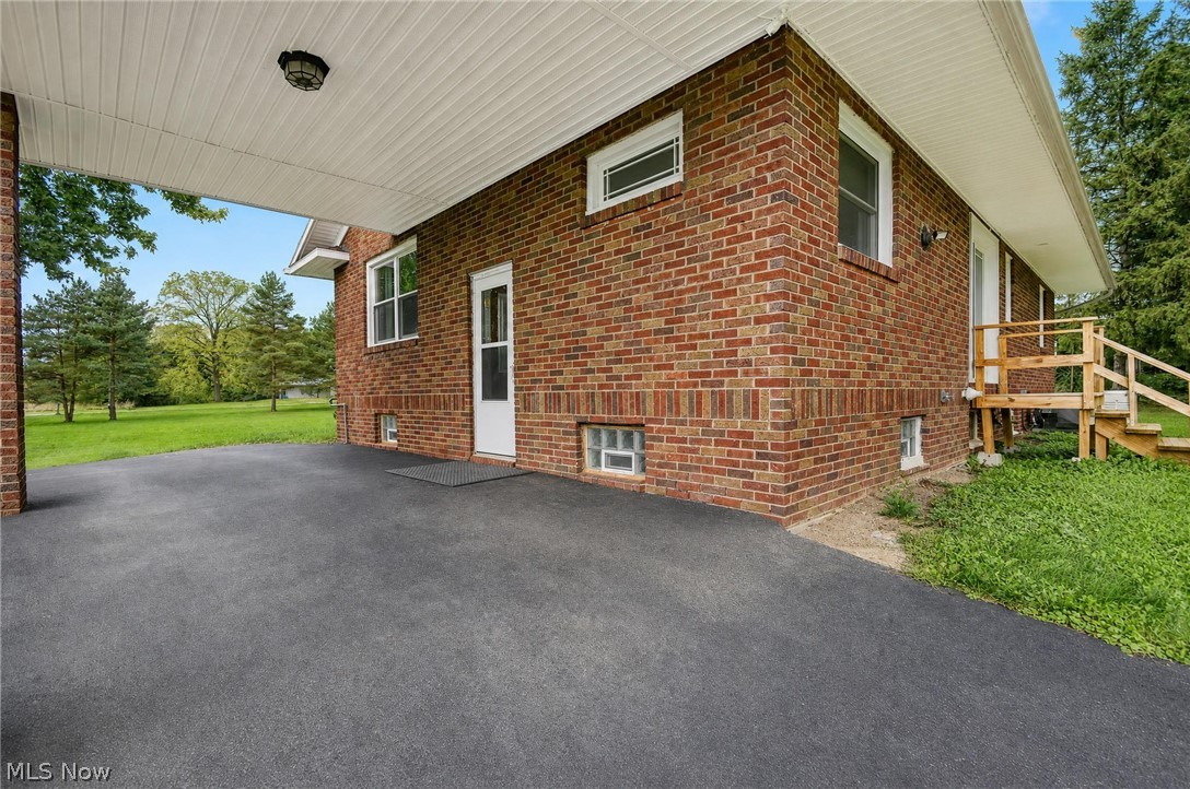 3864 State Road S Ashtabula OH 44004