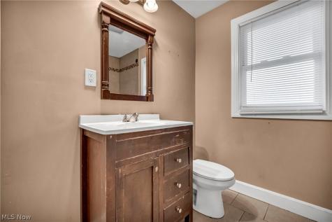 1270 Plainfield Road South Euclid OH 44121