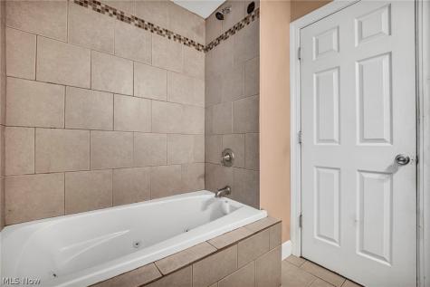 1270 Plainfield Road South Euclid OH 44121