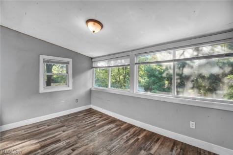 1270 Plainfield Road South Euclid OH 44121