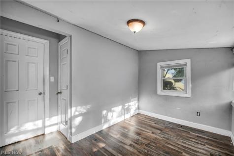 1270 Plainfield Road South Euclid OH 44121