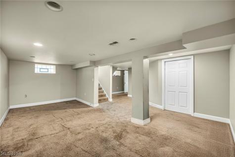 1270 Plainfield Road South Euclid OH 44121