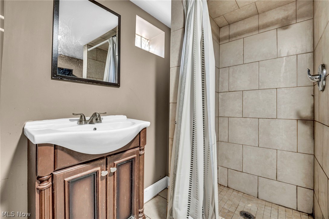 1270 Plainfield Road South Euclid OH 44121