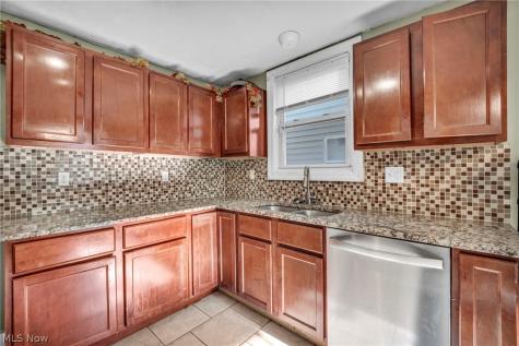1270 Plainfield Road South Euclid OH 44121