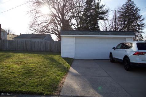 4802 Krueger Avenue Parma OH 44134
