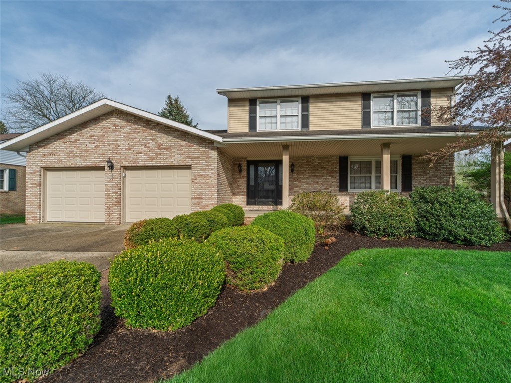 326 Eastbury Avenue NE North Canton OH 44720