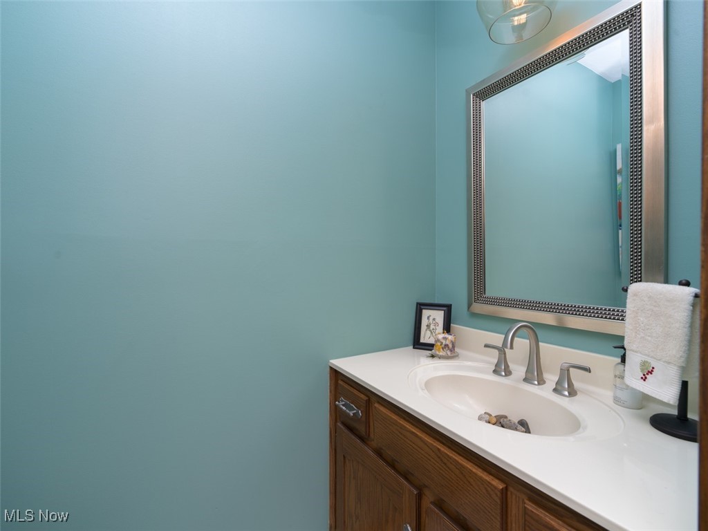 326 Eastbury Avenue NE North Canton OH 44720