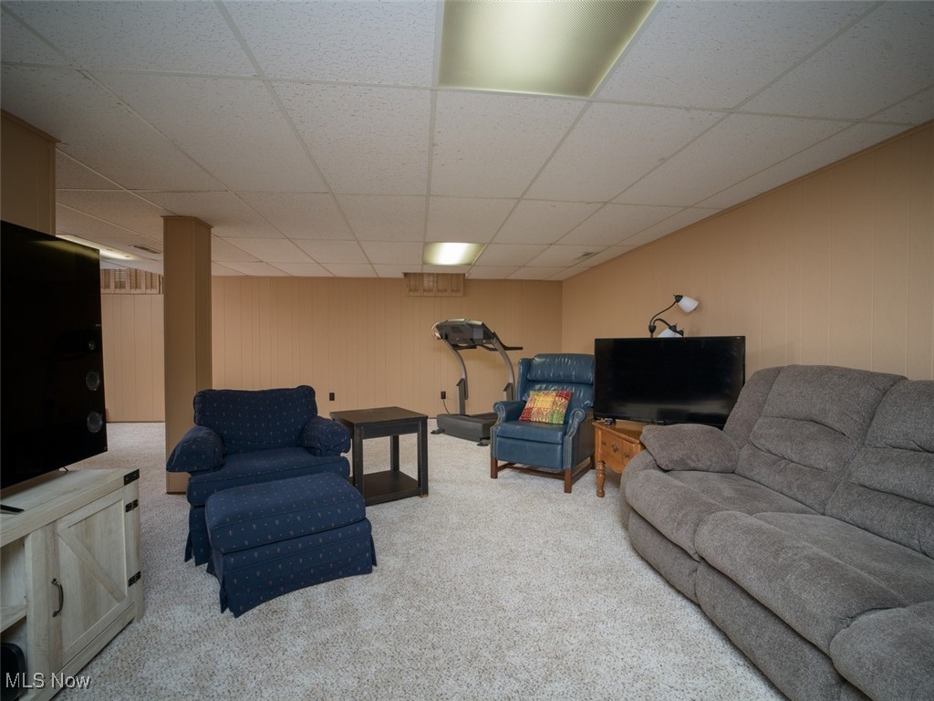 326 Eastbury Avenue NE North Canton OH 44720