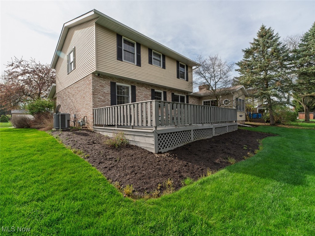 326 Eastbury Avenue NE North Canton OH 44720