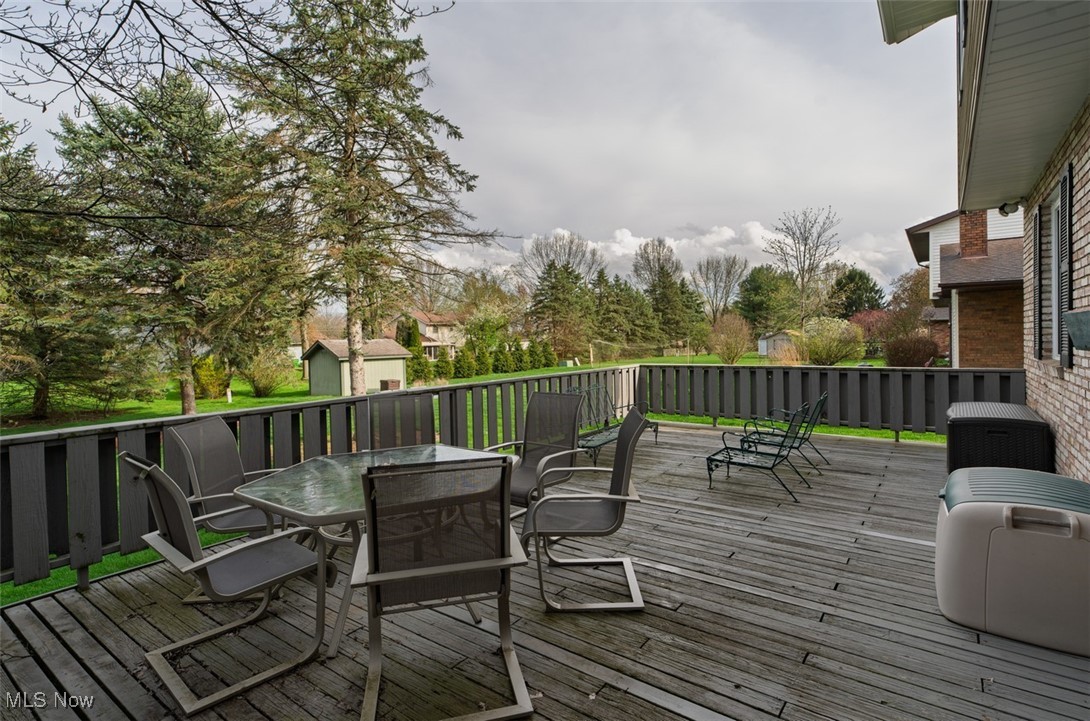 326 Eastbury Avenue NE North Canton OH 44720