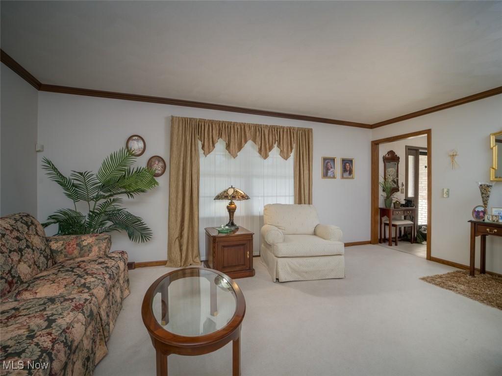 326 Eastbury Avenue NE North Canton OH 44720