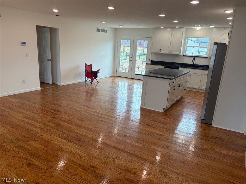 165 W 3rd Street Frazeysburg OH 43822