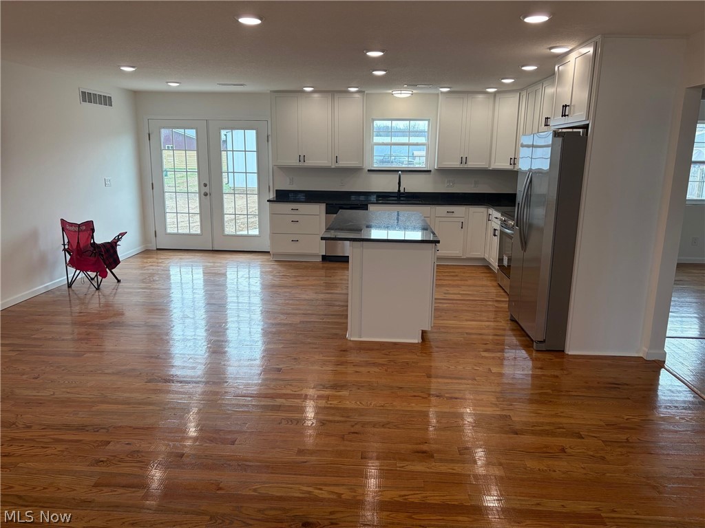 165 W 3rd Street Frazeysburg OH 43822