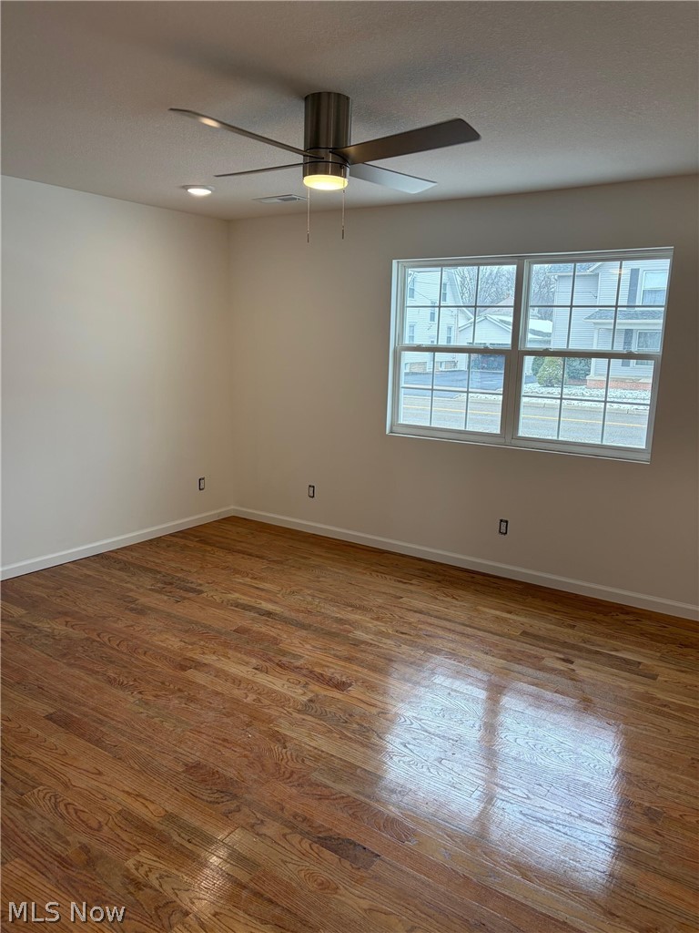 165 W 3rd Street Frazeysburg OH 43822