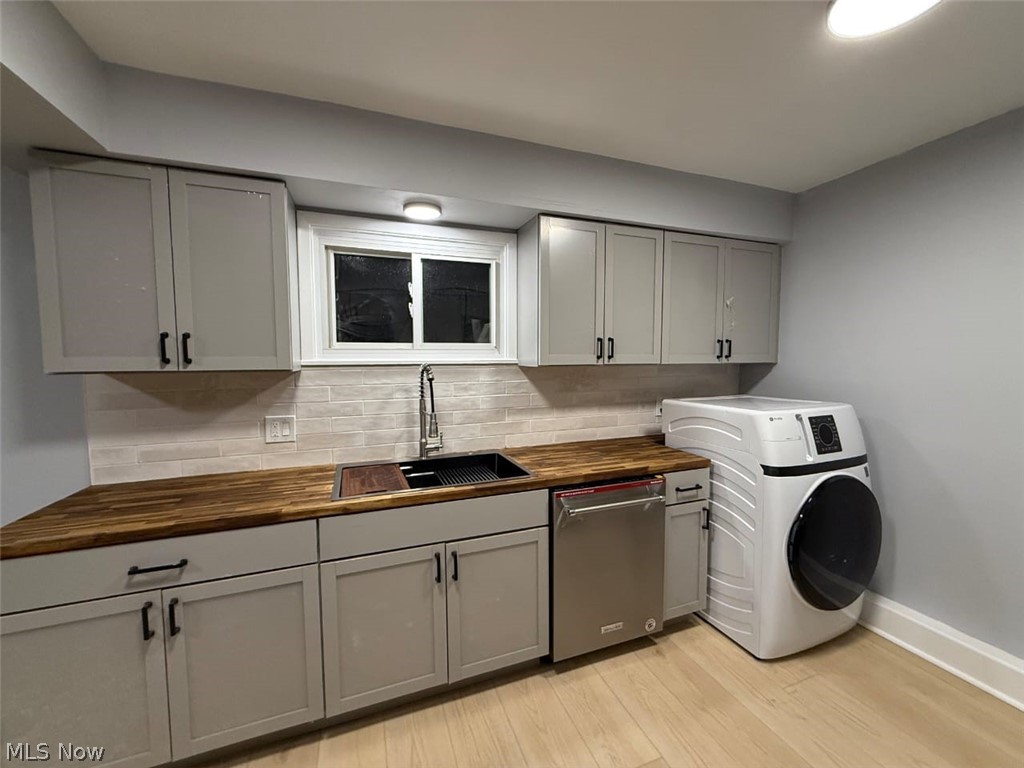 359 Denman Avenue Cortland OH 44410