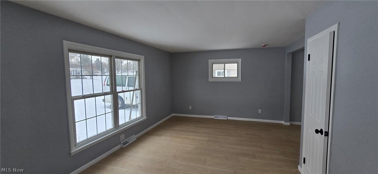 359 Denman Avenue Cortland OH 44410