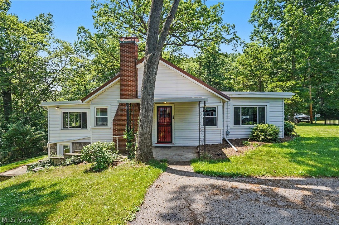 10528 Country Club Lane Deerfield OH 44449