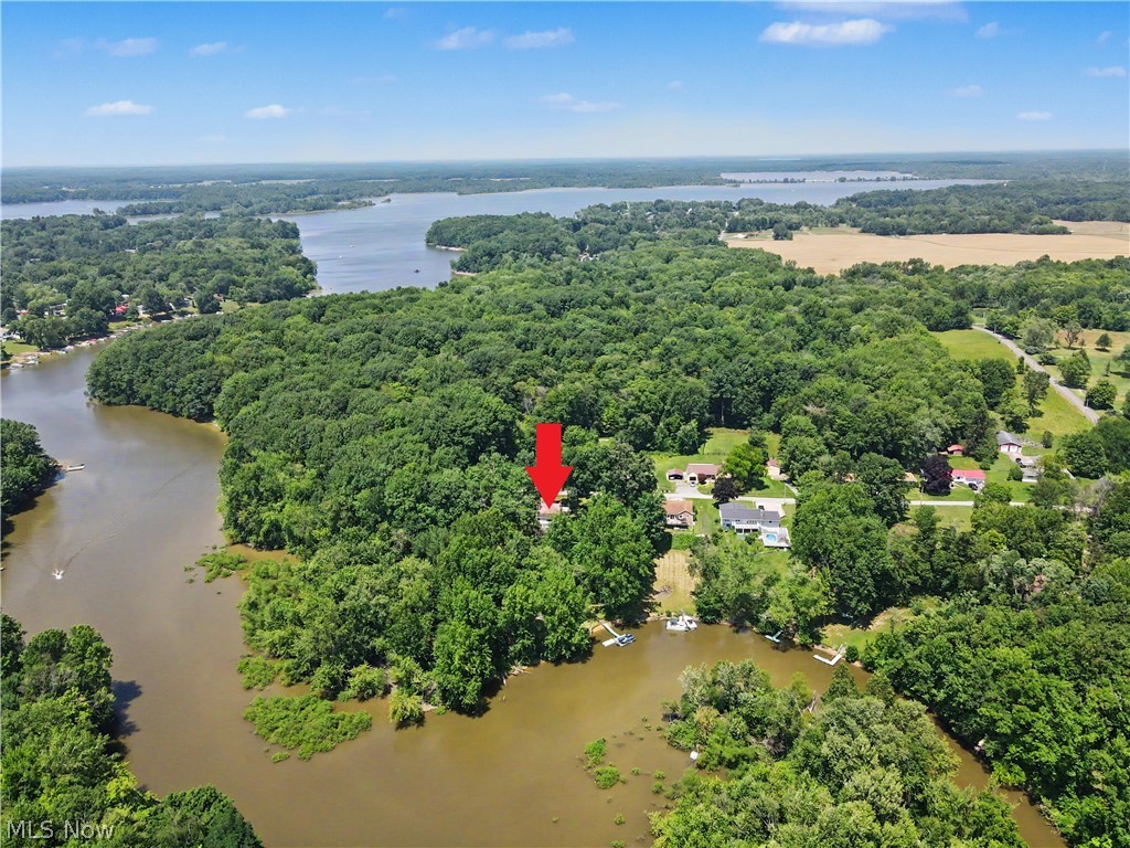 10528 Country Club Lane Deerfield OH 44449