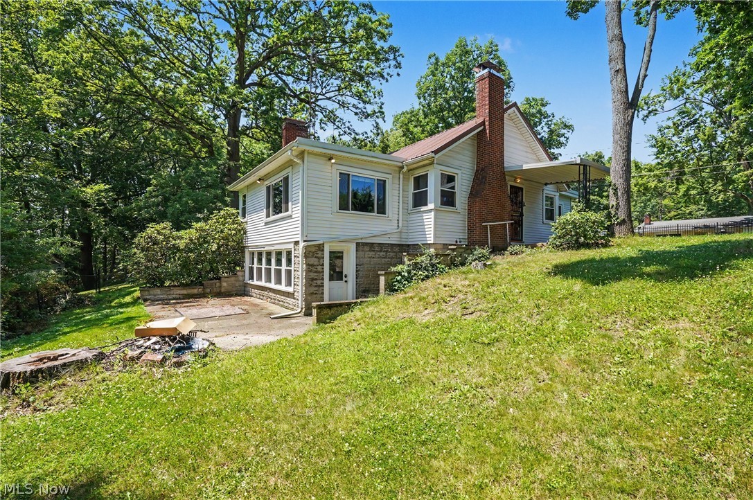10528 Country Club Lane Deerfield OH 44449