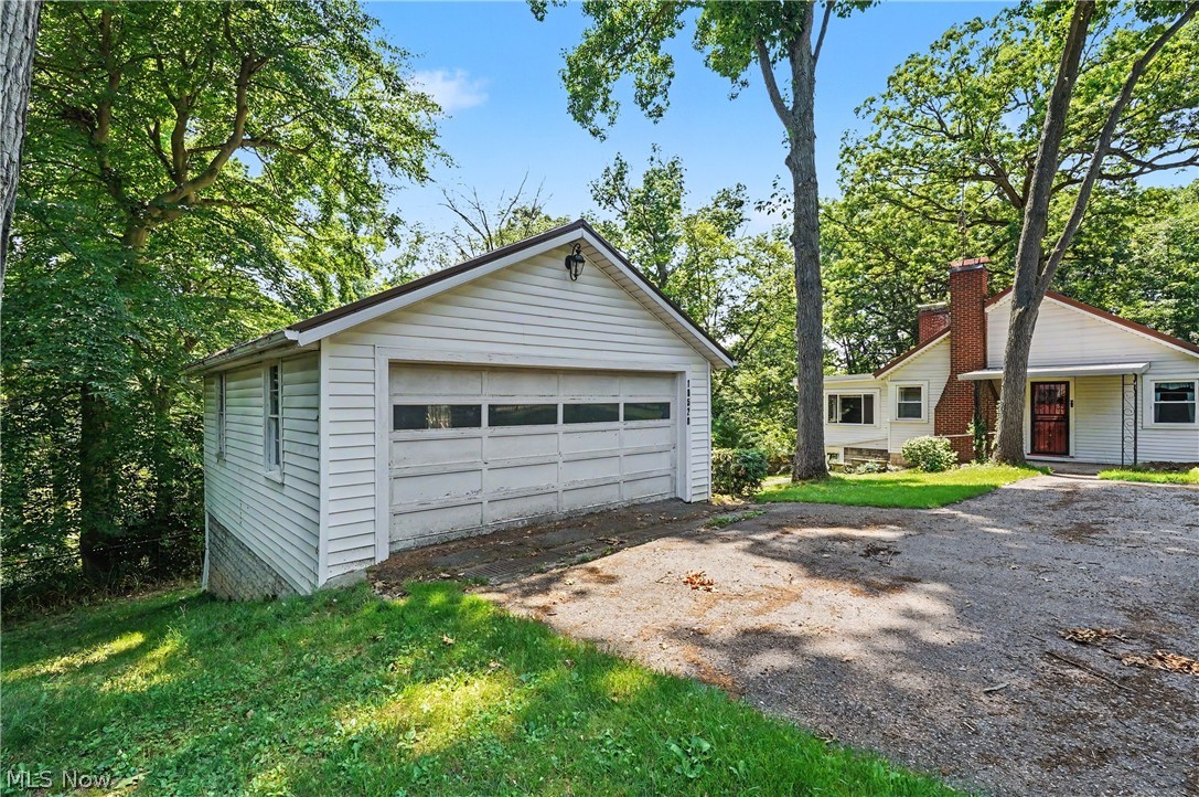 10528 Country Club Lane Deerfield OH 44449