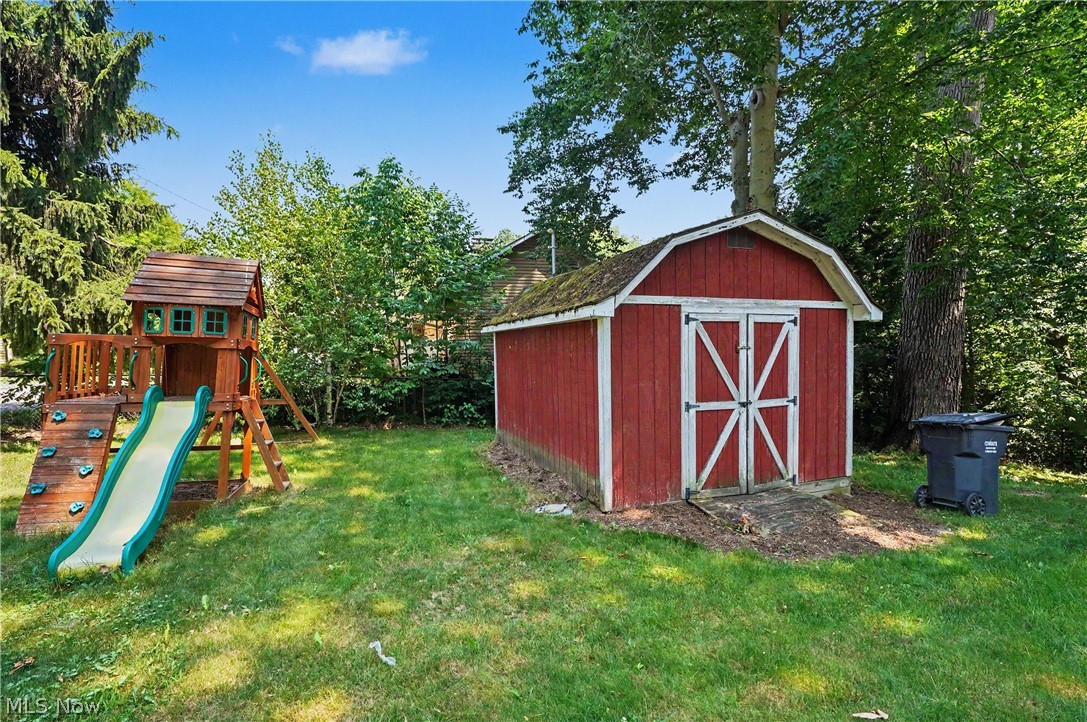 10528 Country Club Lane Deerfield OH 44449
