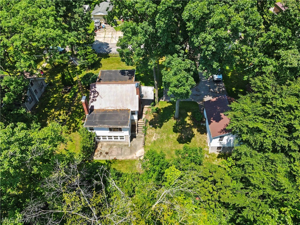 10528 Country Club Lane Deerfield OH 44449