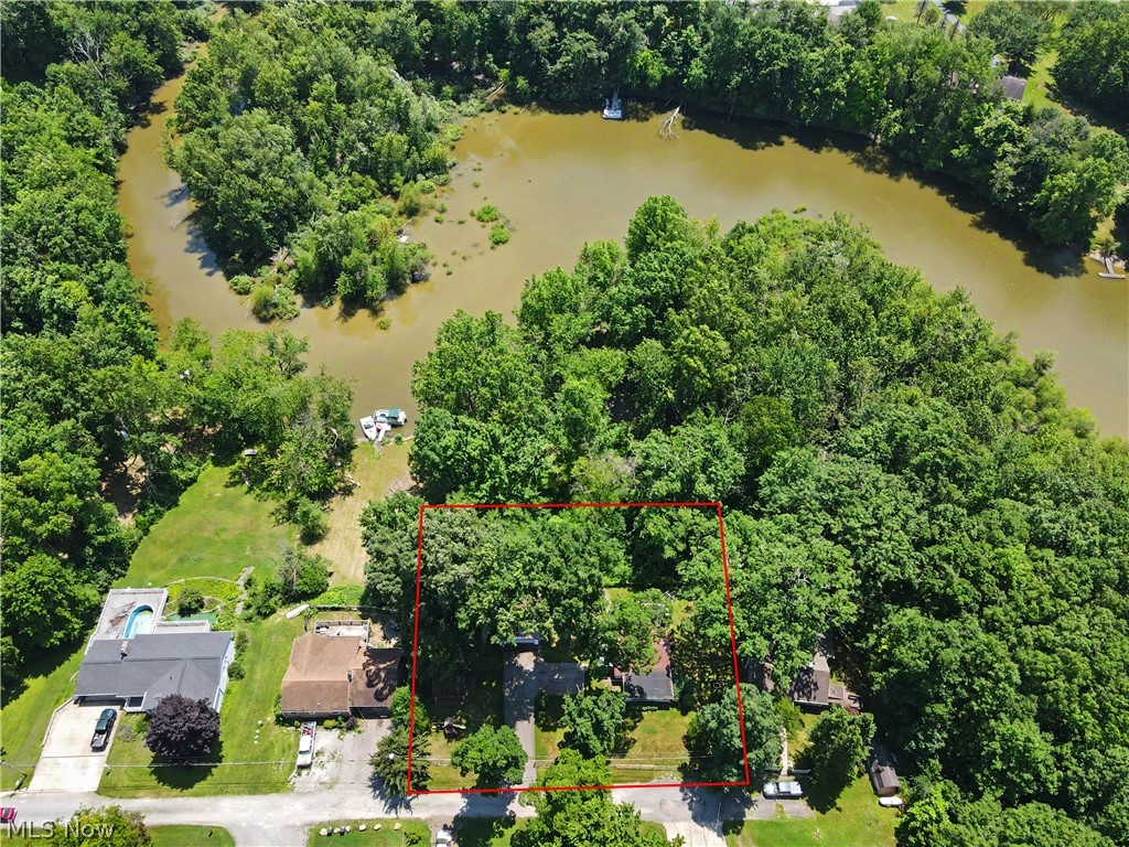 10528 Country Club Lane Deerfield OH 44449