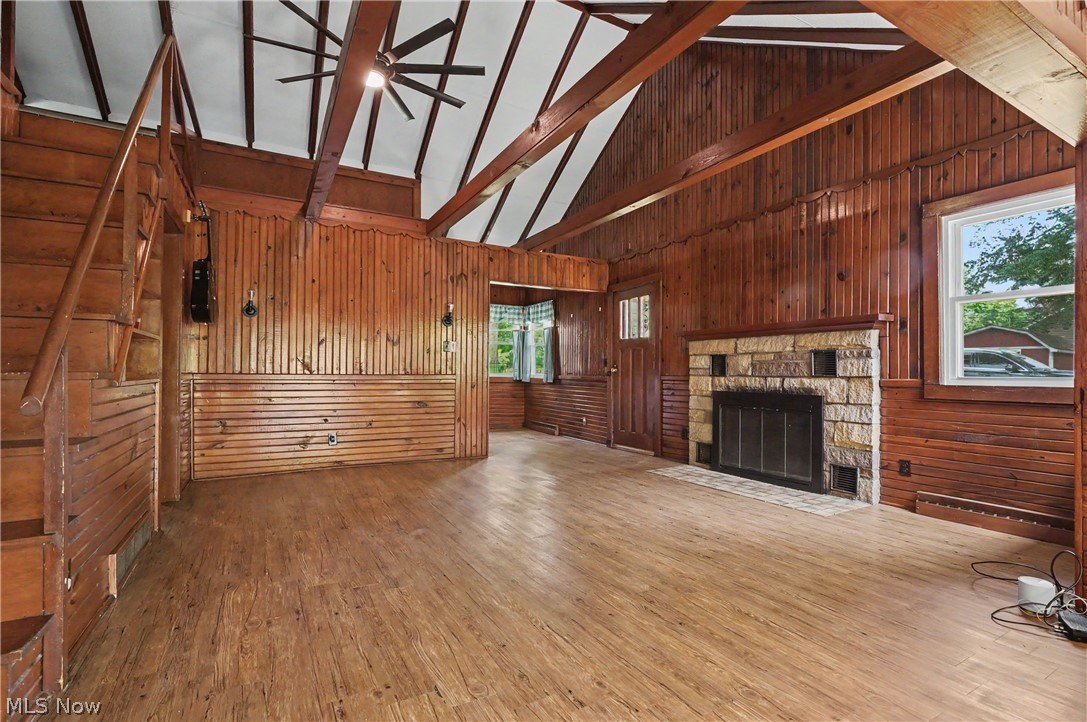 10528 Country Club Lane Deerfield OH 44449