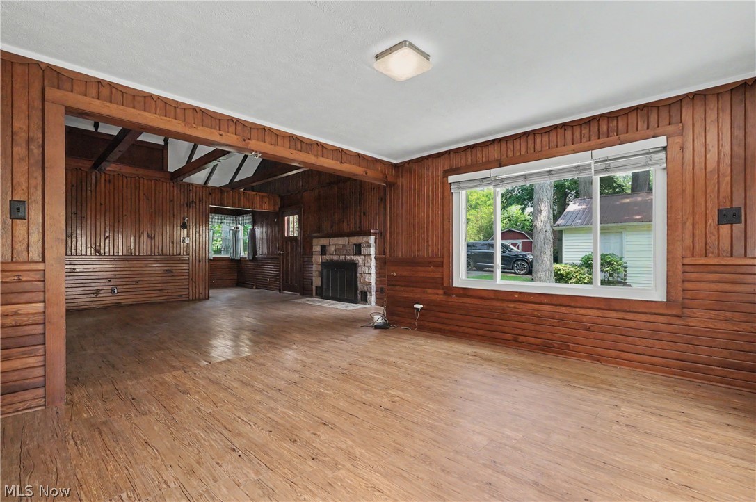 10528 Country Club Lane Deerfield OH 44449