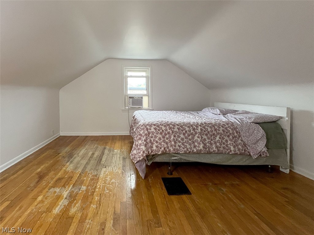 9203 Torrence Avenue Brooklyn OH 44144