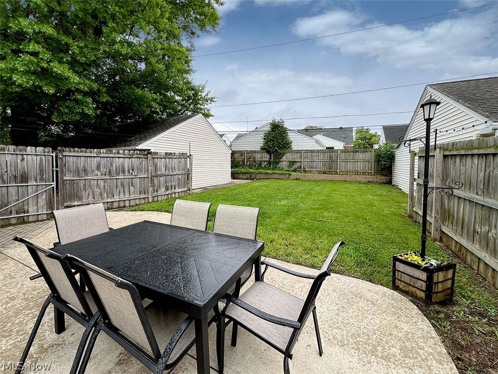 9203 Torrence Avenue Brooklyn OH 44144