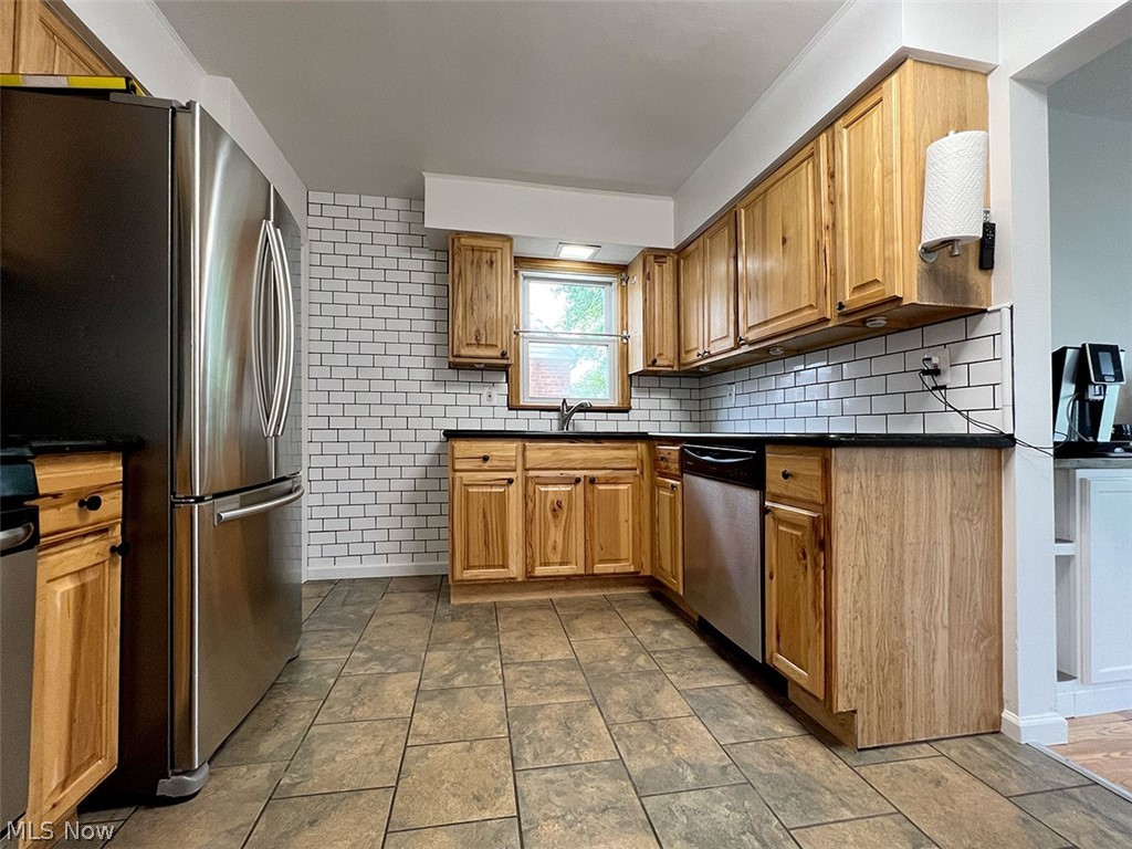 9203 Torrence Avenue Brooklyn OH 44144