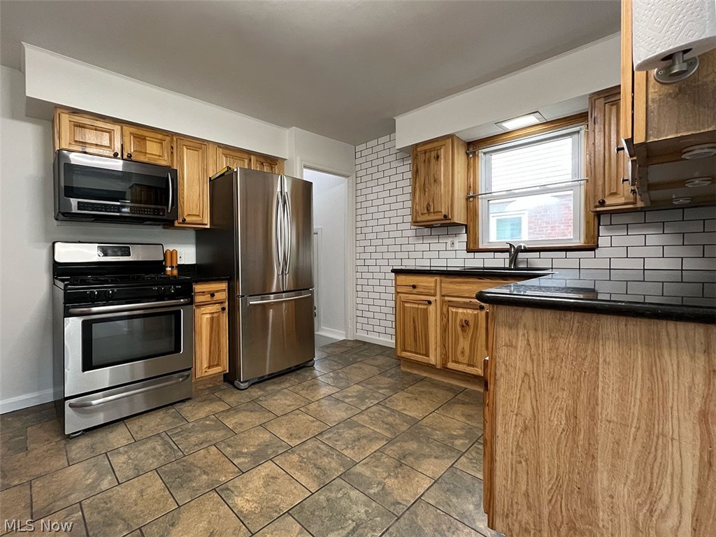 9203 Torrence Avenue Brooklyn OH 44144