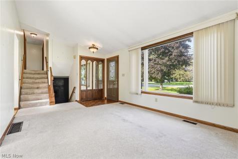 5489 Young Road Stow OH 44224