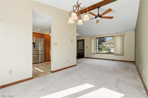 5489 Young Road Stow OH 44224
